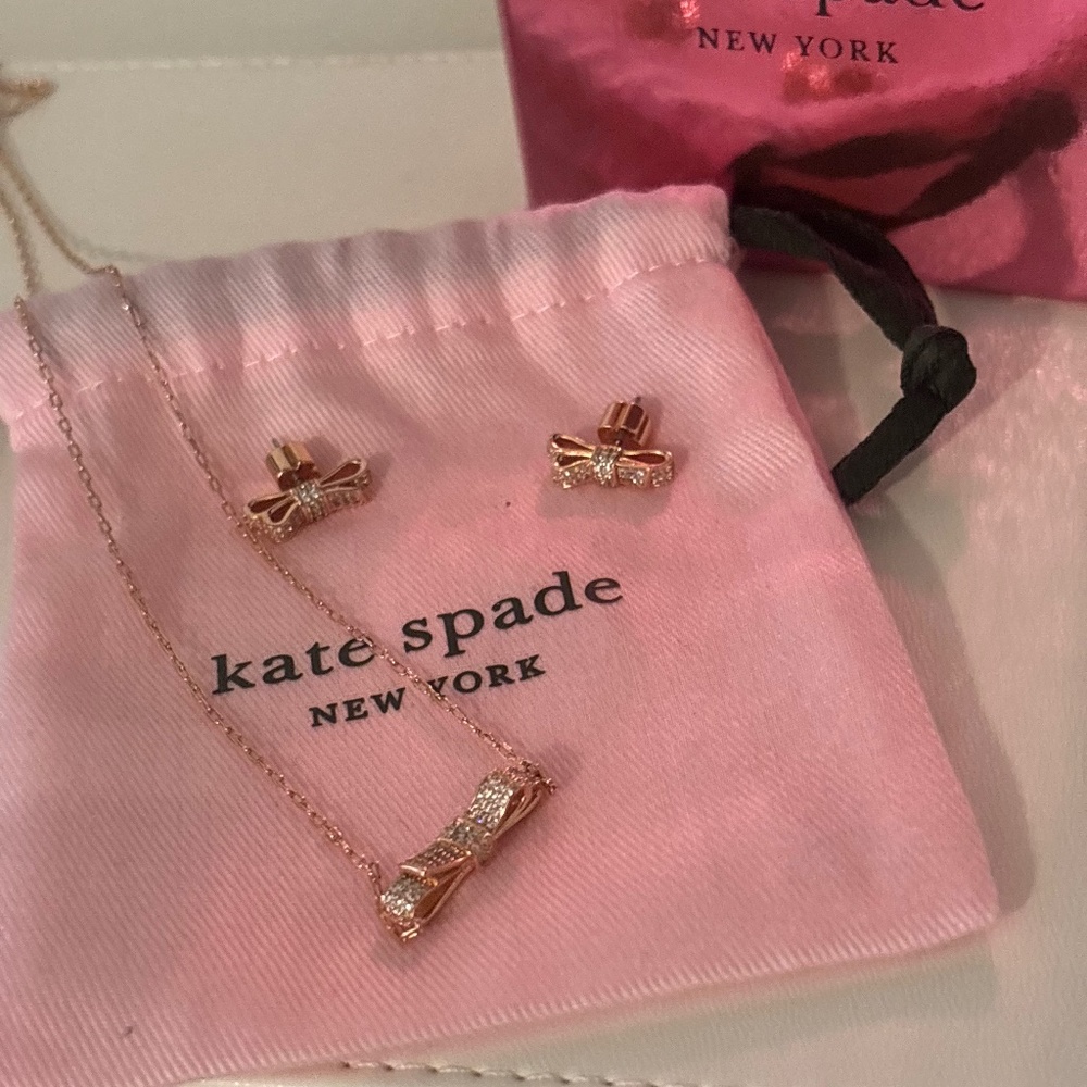 Kate Spade New York Ready Set Bow Gift Set Rose Gold Earring Necklace Set
